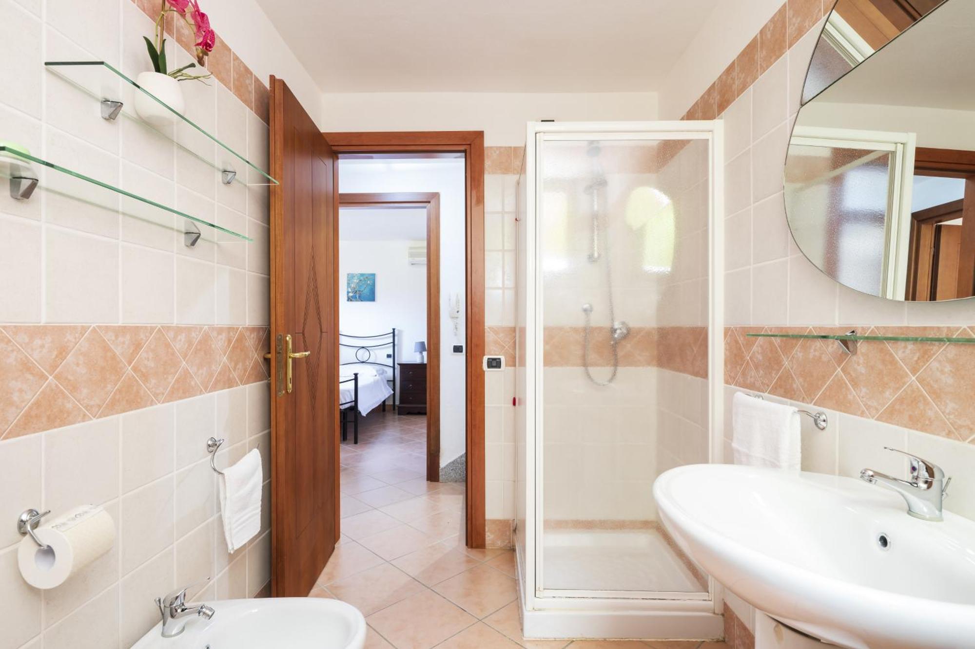 Casa Vacanze Lolivastro อาร์บาตักซ์ ภายนอก รูปภาพ